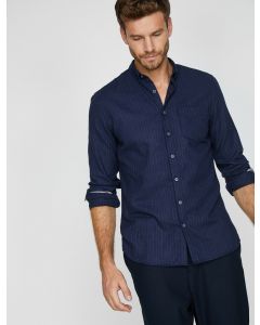 Chemise détaillée avec poche