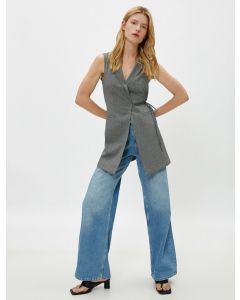 Gilet noué à la taille