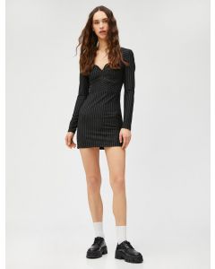 ROBES SIYAH ÇIZGILI XS